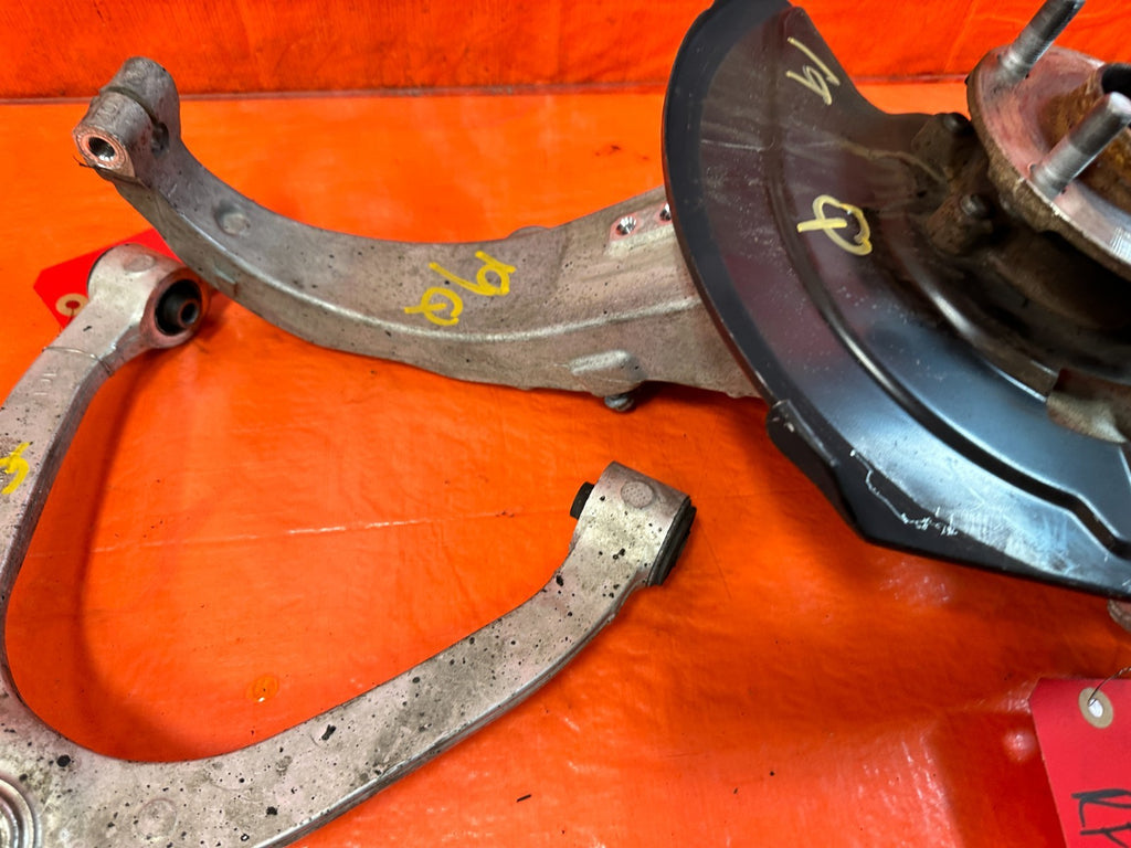 14 24 INFINITI Q50   RWD RIGHT FRONT SPINDLE KNUCKLE HUB & CONTROL ARM OEM 19Q5