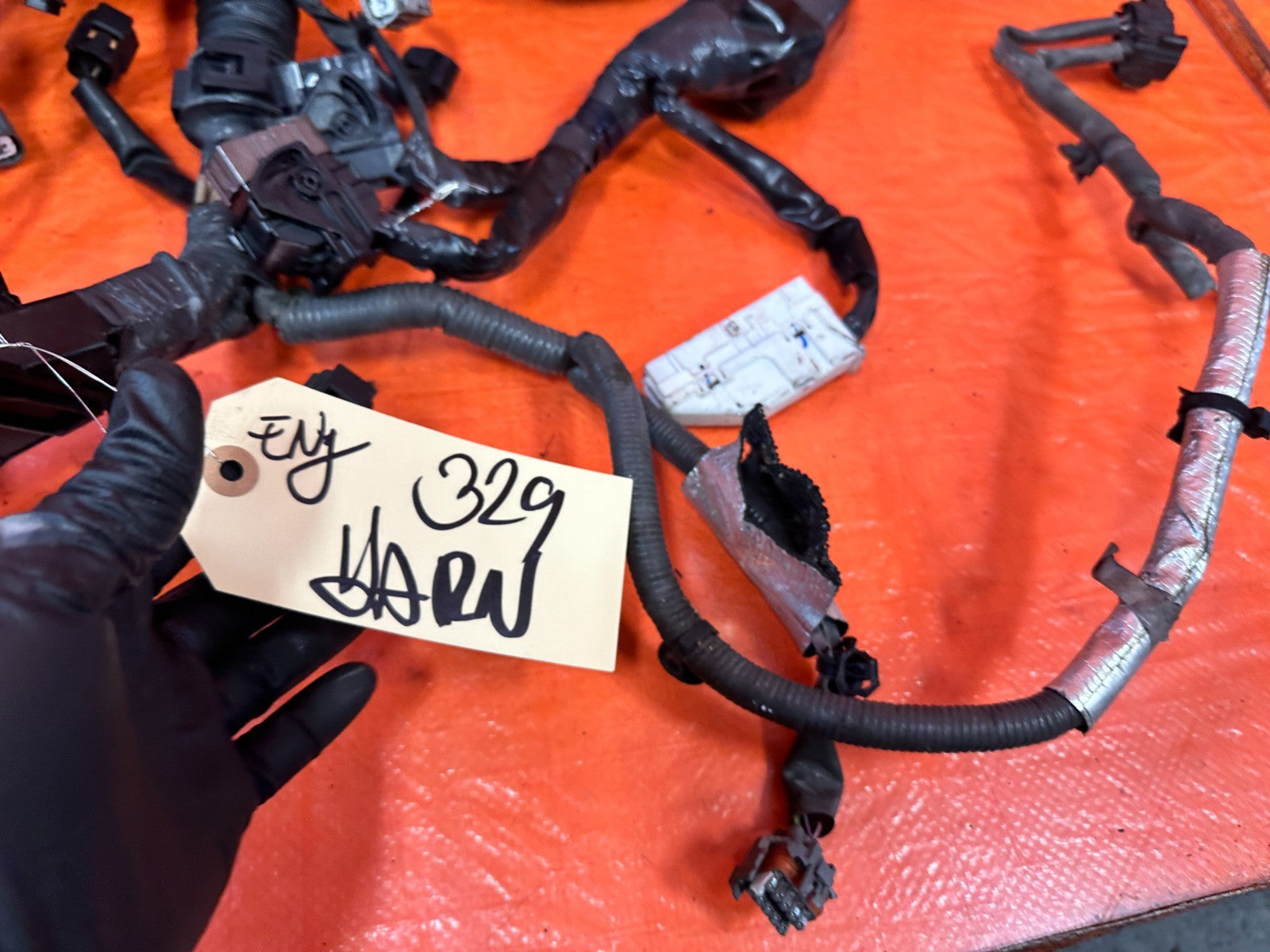 14 15 INFINITI Q60 CONVERTIBLE 3.7L VQ37 OEM MAIN ENGINE WIRE HARNESS A/T #32911