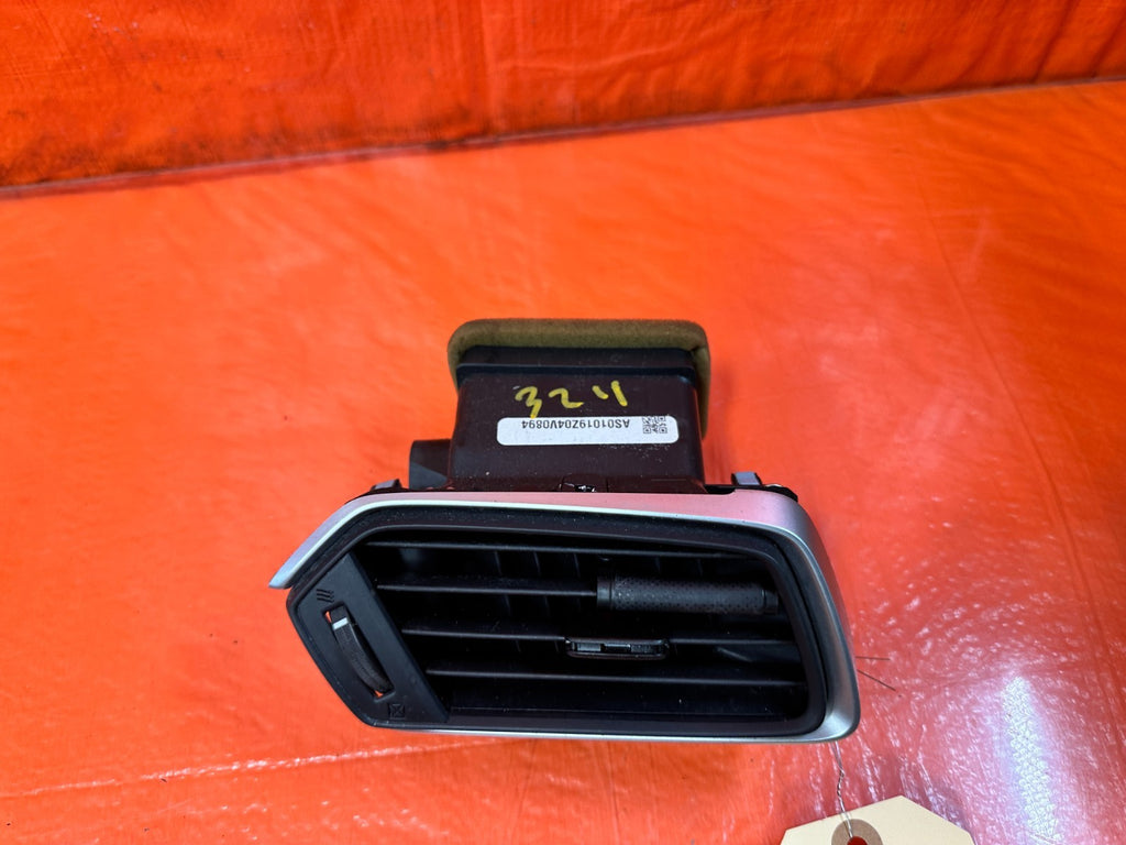 18 22 HONDA ACCORD 1.5L   PASSENGER RIGHT AIR CONDITIONING AC VENT   OEM #3247