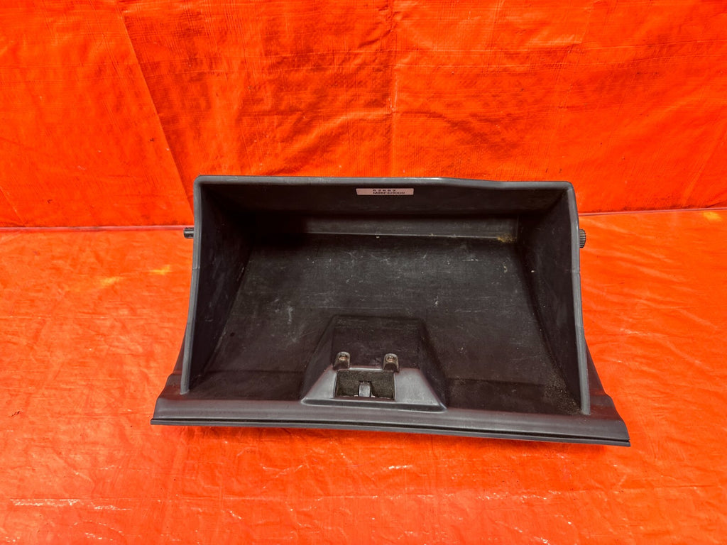 96 00 HONDA CIVIC   PASSENGER RIGHT DASHBOARD GLOVE BOX   DARK GRAY   OEM OE 2853