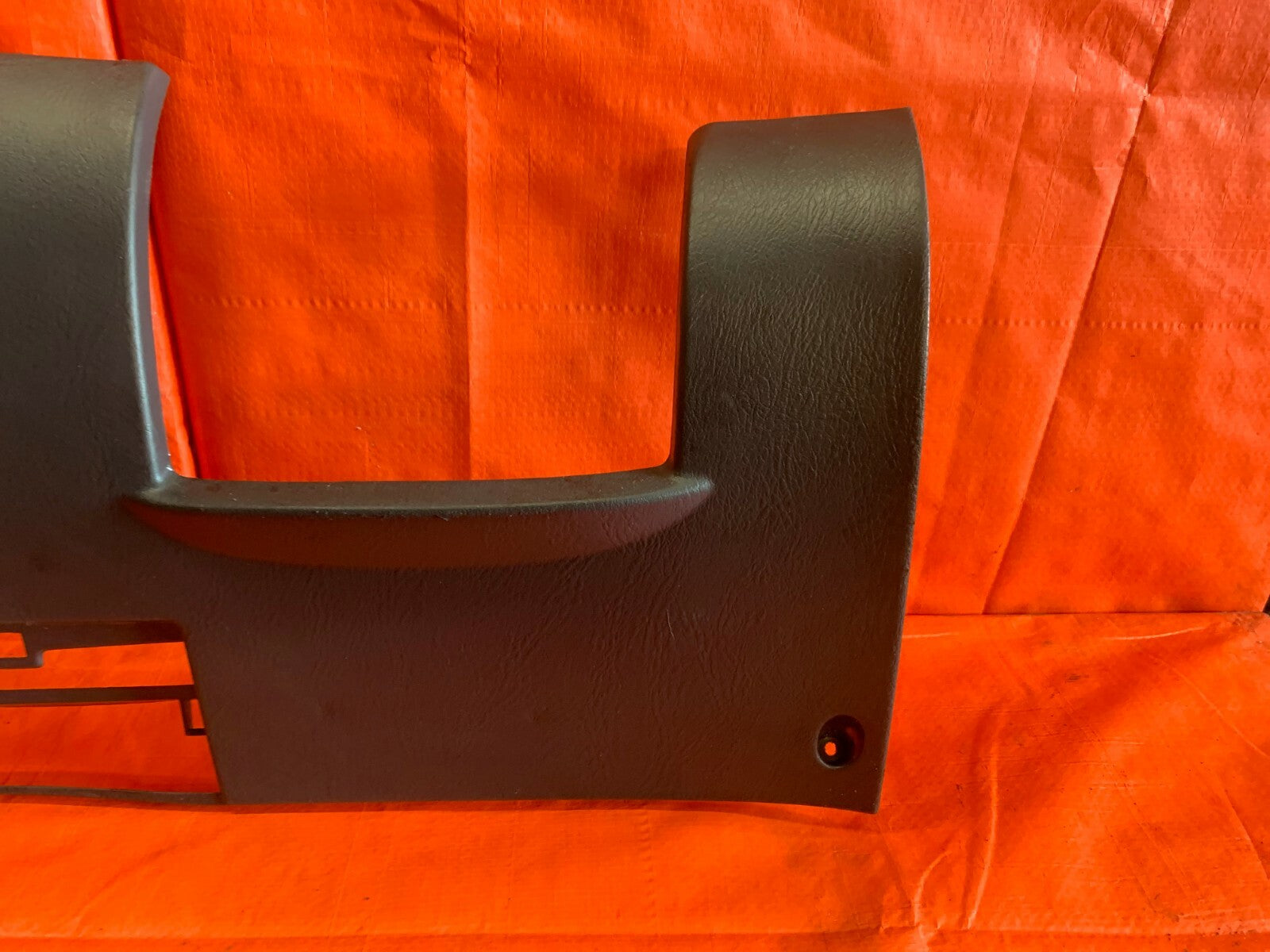 99 00 HONDA CIVIC SI EM1   UNDER STEERING COLUMN KNEE TRIM PANEL   TYPE K GRAY1