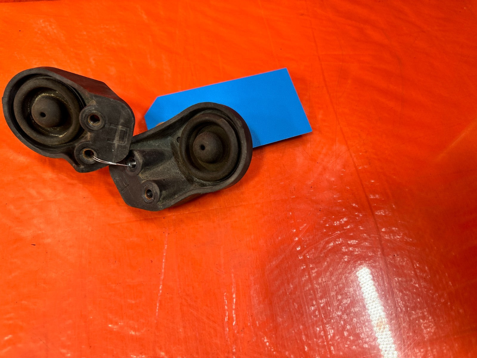 13 16 HYUNDAI GENESIS COUPE 3.8L   LEFT AND RIGHT RADIATOR BRACKETS   OEM #3181