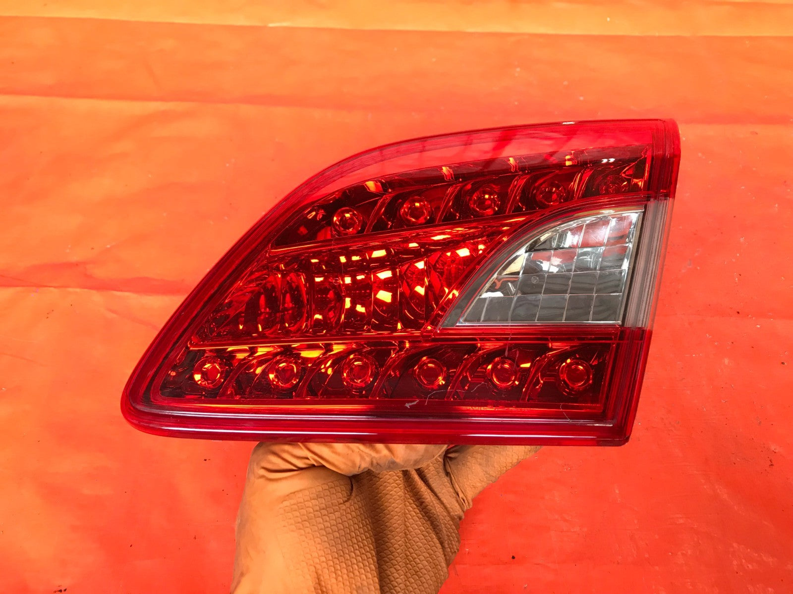 OEM 2013 2014 2015 NISSAN SENTRA PASSENGER RIGHT INNER TRUNK TAIL LIGHT LAMP R .0