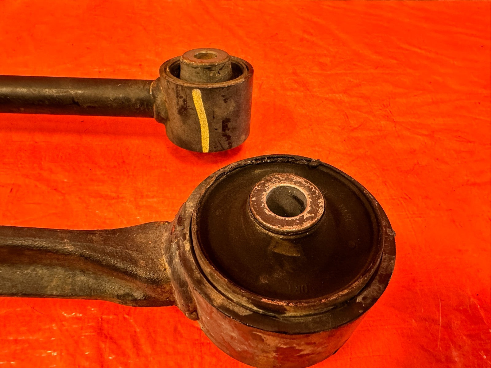 13 16 HYUNDAI GENESIS COUPE   DRIVER LEFT FRONT LOWER CONTROL ARMS    OEM 3187