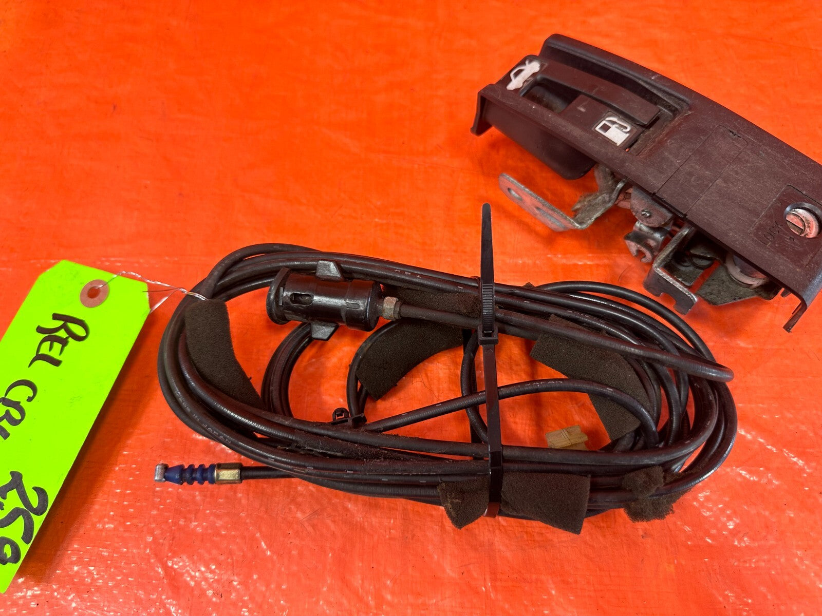 97 01 HONDA PRELUDE   TRUNK & GASOLINE GAS FUEL RELEASE CABLE WIRE   OEM #2594