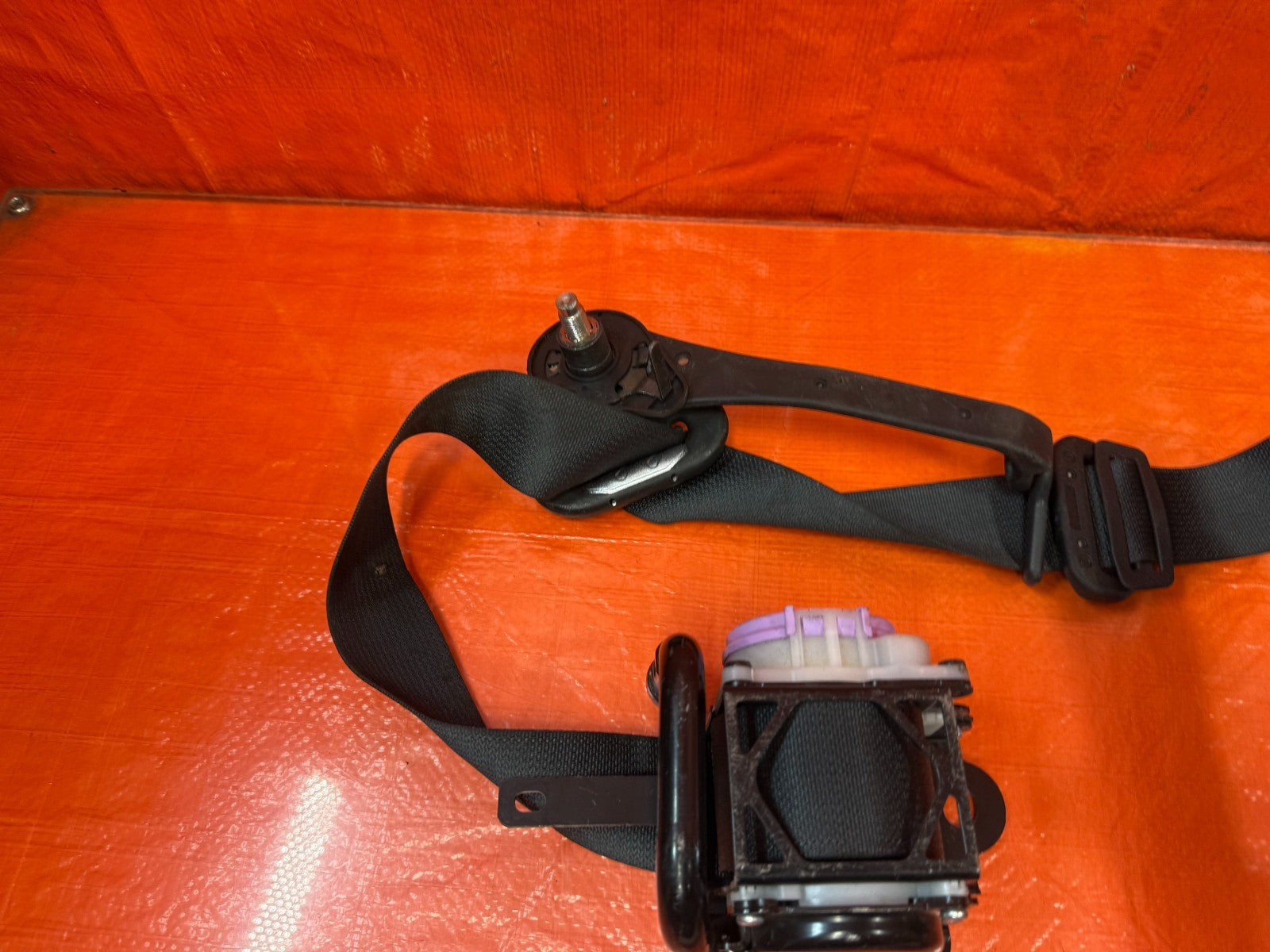14 23 INFINITI Q50 LEFT & RIGHT FRONT SEAT BELTS SAFETY BELT BLACK OEM FACTORY .12