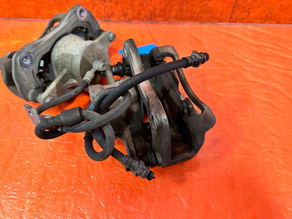10 16 HYUNDAI GENESIS COUPE   NON BREMBO   FRONT BRAKE CALIPERS LEFT RIGHT #3256
