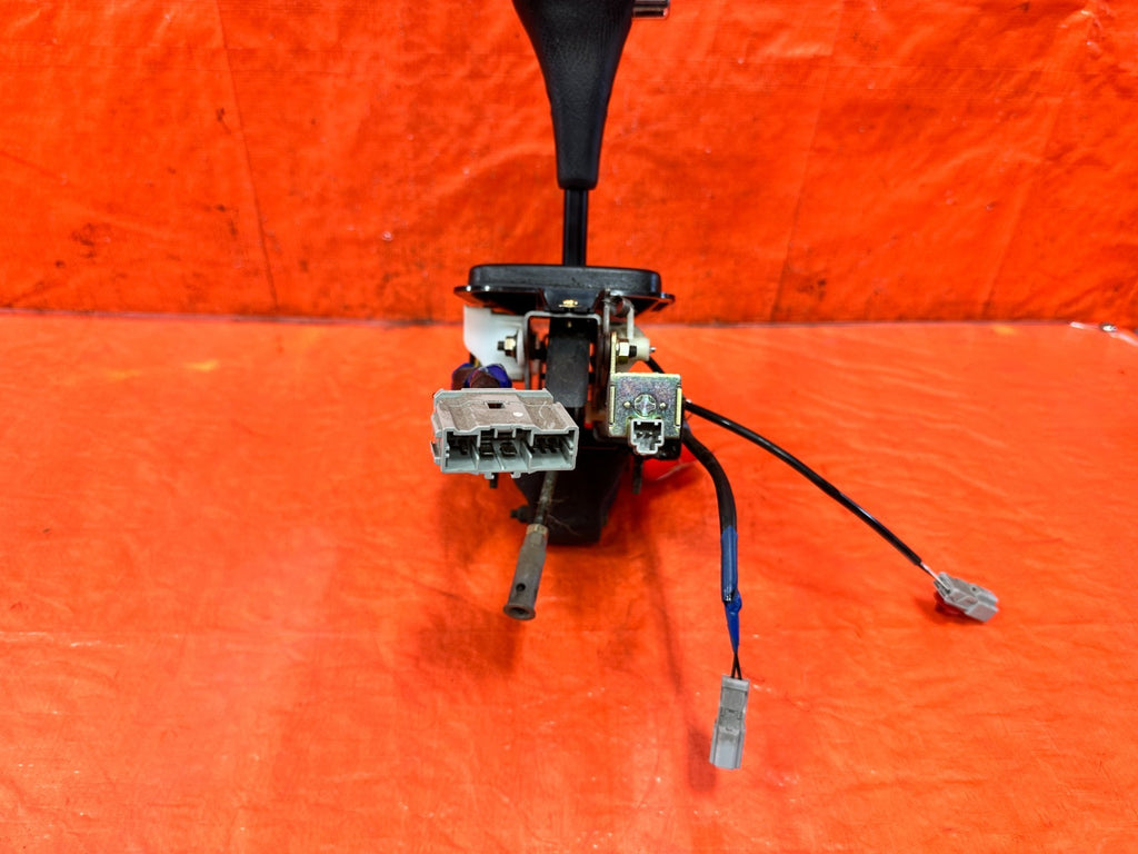 94 01 ACURA INTEGRA   AUTOMATIC MODEL   GEAR SHIFTER SELECTOR SELECT OEM #3093