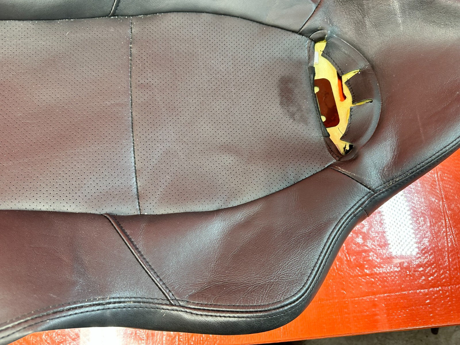 02 04 ACURA RSX   BLACK   RIGHT FRONT UPPER SEAT SKIN LEATHER COVER OEM 2712