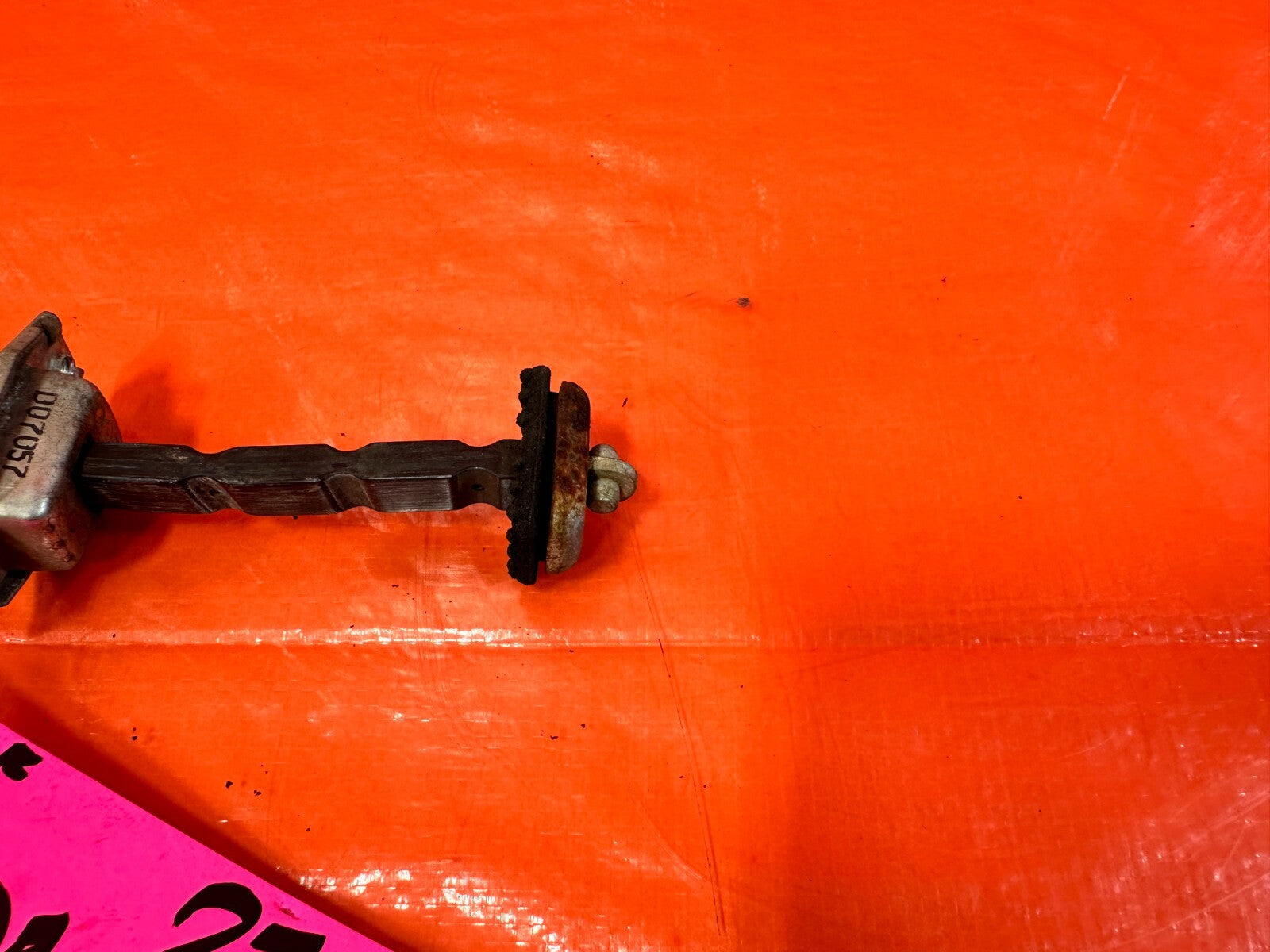 06 11 CIVIC 4D SEDAN   DRIVER LEFT FRONT DOOR CHECKER HINGE ARM STOPPER OEM #2701
