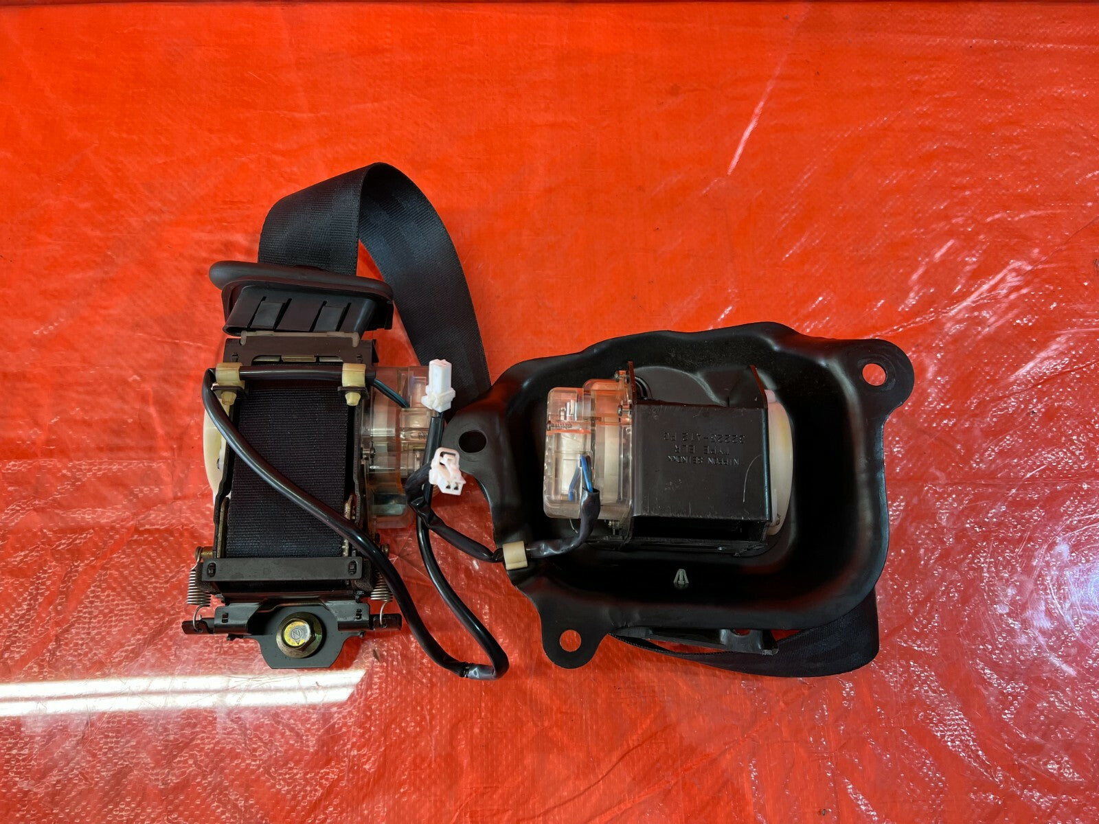 90 93 NISSAN 300ZX   NON TURBO & 2 SEATER ONLY   SEAT SAFETY BELT   RIGHT SIDE 10