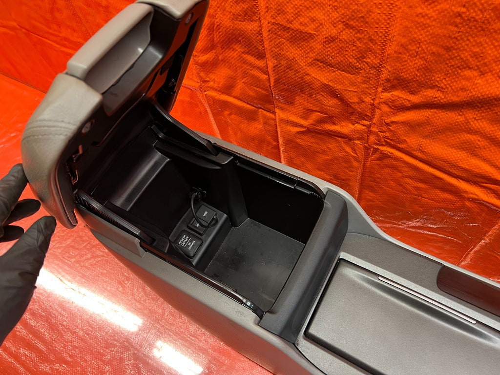 08 12 HONDA ACCORD EX L   ARM REST / CENTER CONSOLE STORAGE COMPARTMENT OEM #17410
