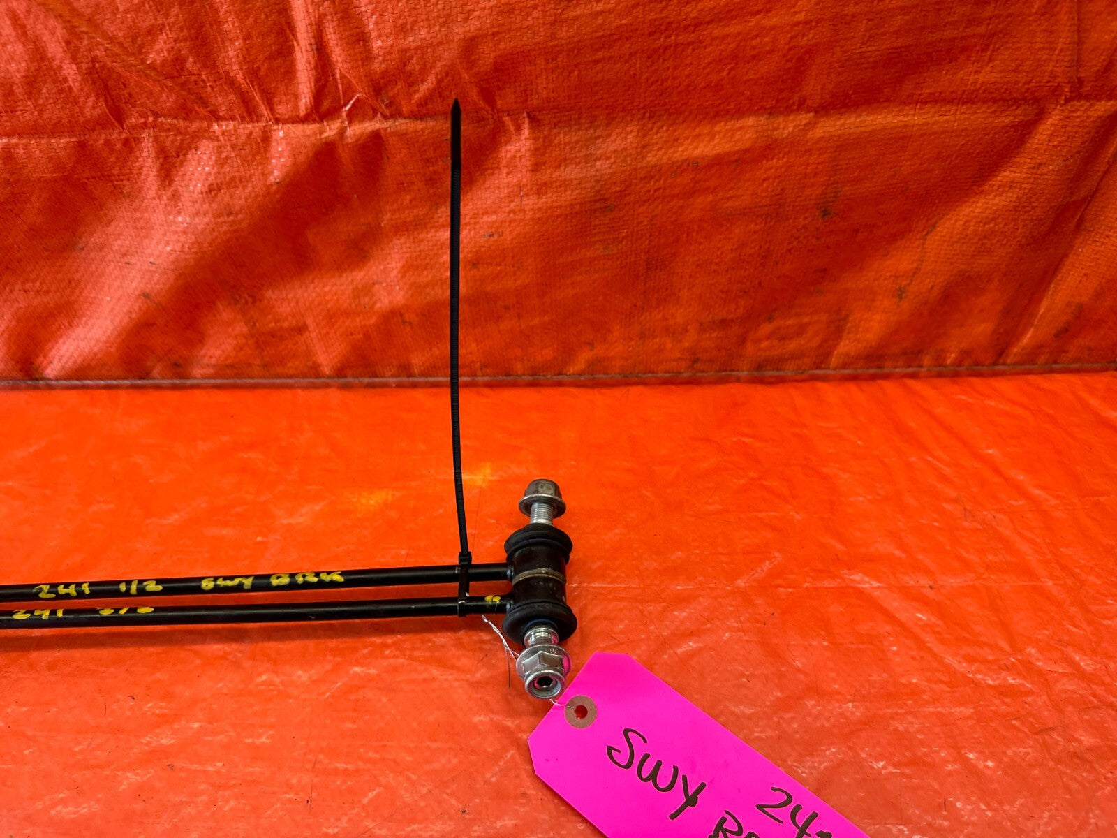 13 17 HONDA ACCORD SEDAN   LEFT AND RIGHT FRONT SWAY BAR ENDLINKS   OEM #2412