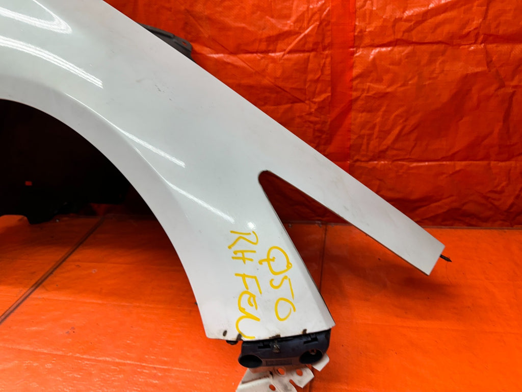 14-24 INFINITI Q50 4D 3.7L 3.0T RIGHT FRONT PASSENGER SIDE FENDER PANEL OEM #Q506