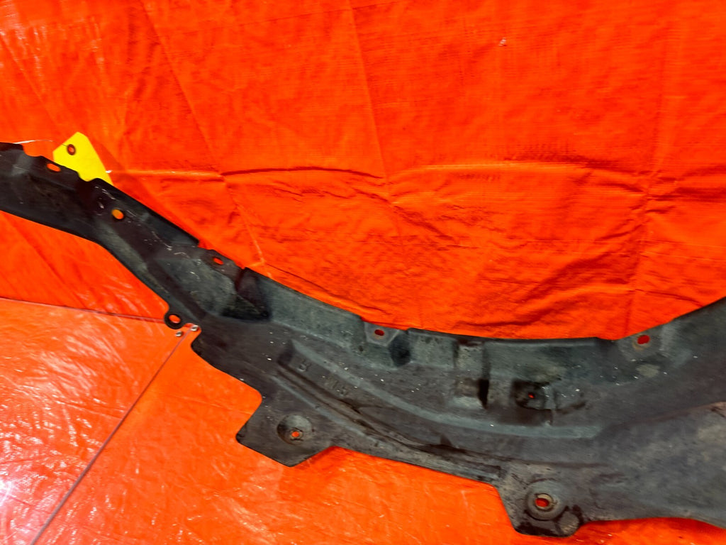 90 97 MAZDA MX 5 MIATA DRIVER LEFT FRONT FENDER LINER SPLASH SHIELD OEM 2675