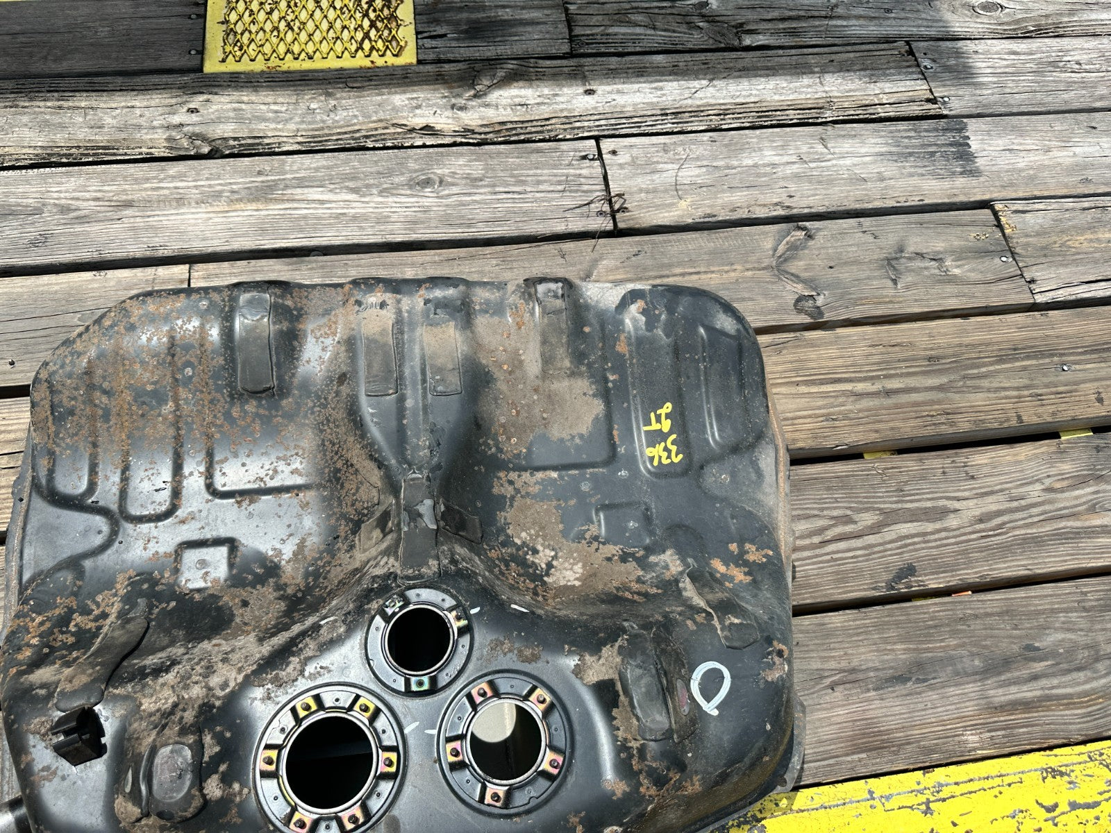 97 01 HONDA PRELUDE 2.2L FUEL GAS PETROL TANK CELL RESERVOIR BARE OEM #3367