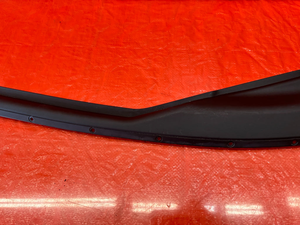 14 20 INFINITI Q50   PASSENGER RIGHT FENDER HOOD SEAL LEDGE TRIM COVER OEM #1856
