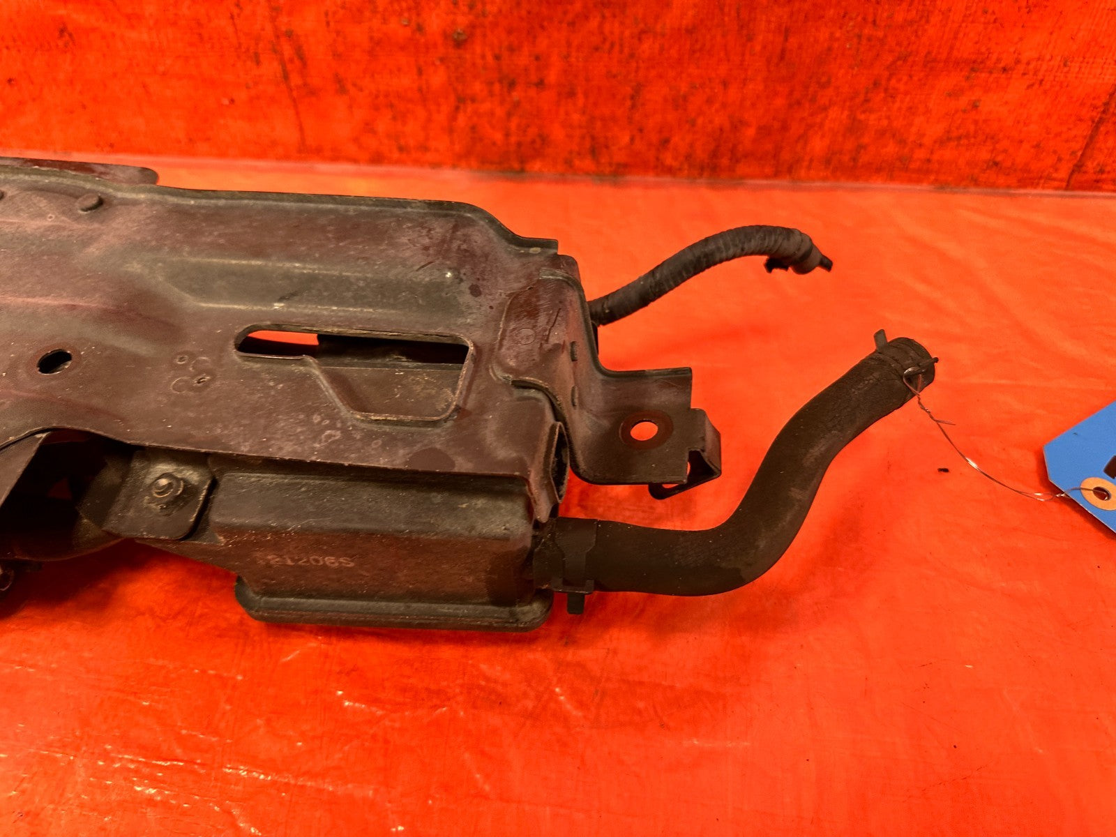 12 14 HYUNDAI GENESIS COUPE BK2 2.0L FUEL VAPOR CHARCOAL EVAP TANK CANISTER 3253