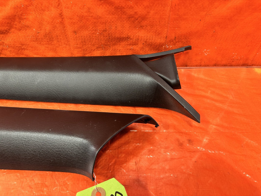 00 09 HONDA S2000   LEFT & RIGHT A PILLARS   DRIVER & PASSENGER   OEM #2901