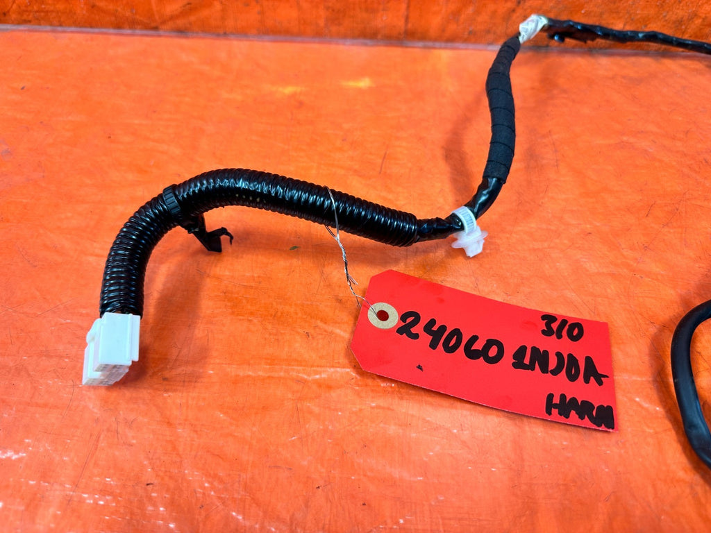 09 11 INFINITI G37 CONVERTIBLE   CONVERTIBLE ROOF ANTENNA HARNESS   OEM #3101