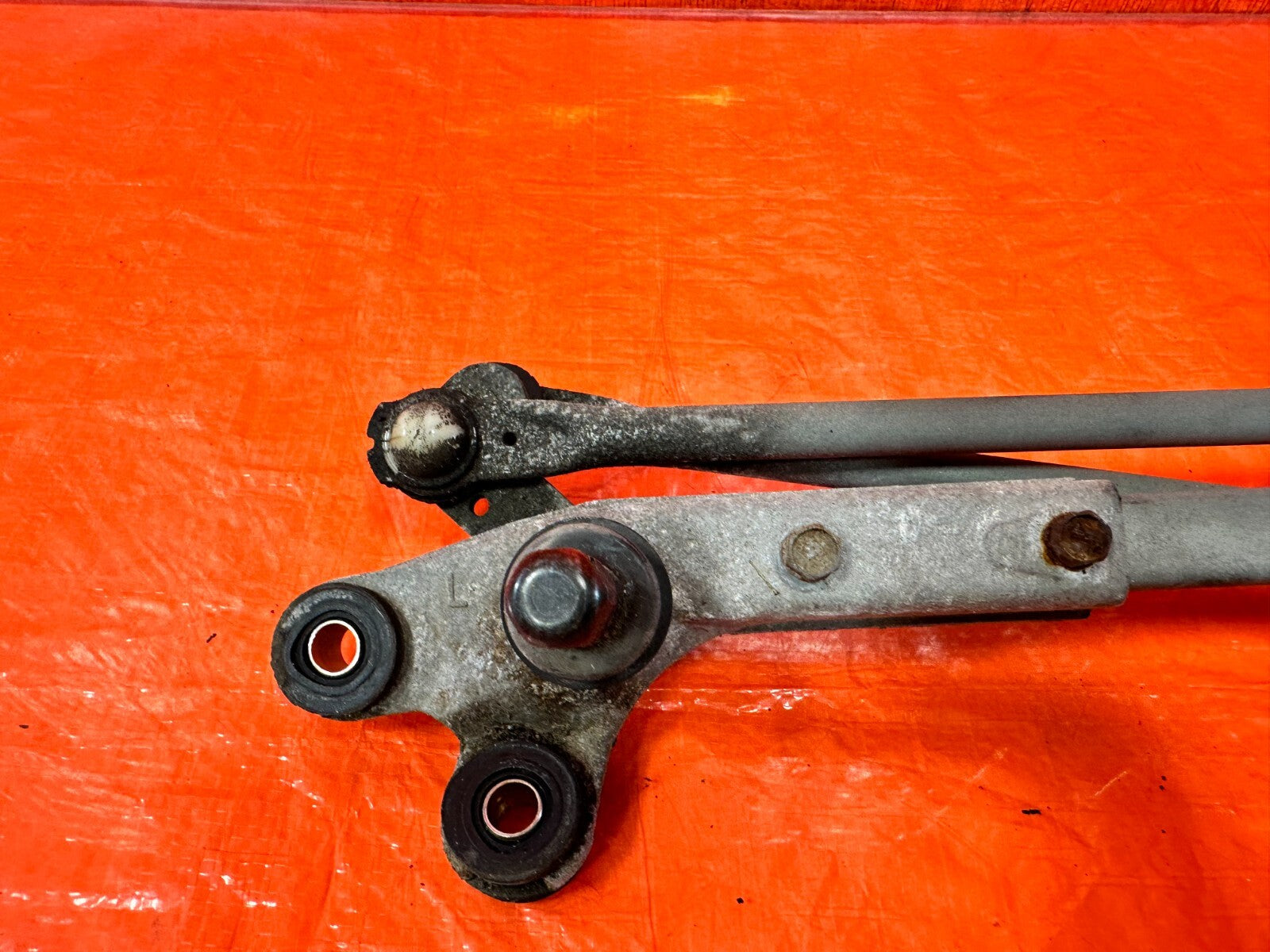 94   01 ACURA INTEGRA   FRONT WINDSHIELD WIPER MOTOR WITH LINKAGE   OEM  #2744