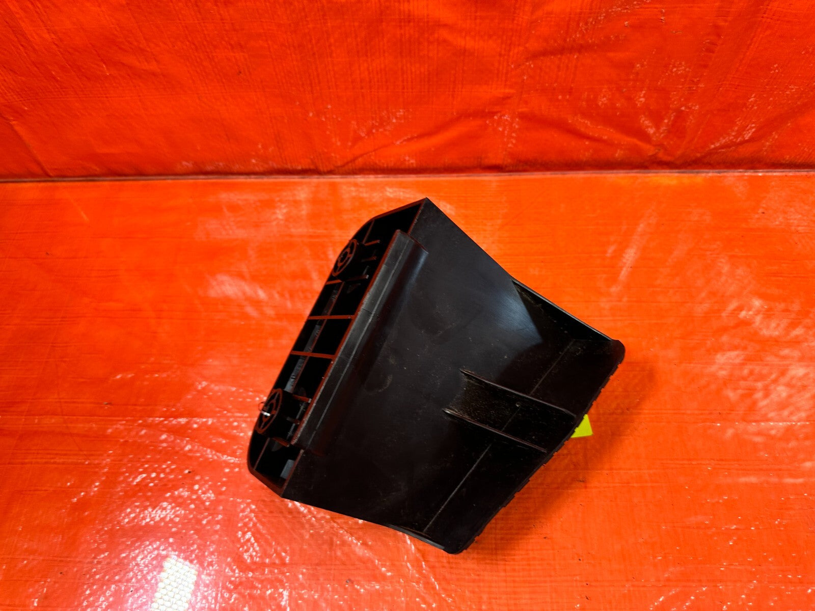 90 97 MAZDA MX 5 MIATA   DEAD PEDAL / FOOT REST   OEM #2677