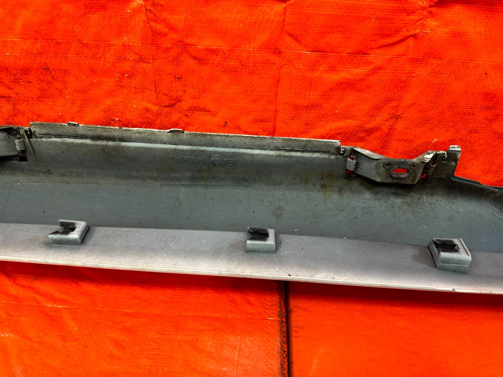 18 21 HONDA ACCORD SPORT   SIDE SKIRT ROCKER MOLDING TRIM RIGHT SIDE   OEM #32421