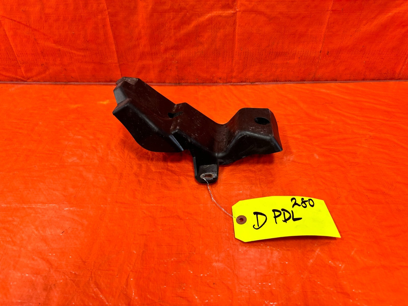 02 06 ACURA RSX   GASOLINE GAS PEDAL ACCELERATOR STOPPER PAD CARPET STAY OEM 2803