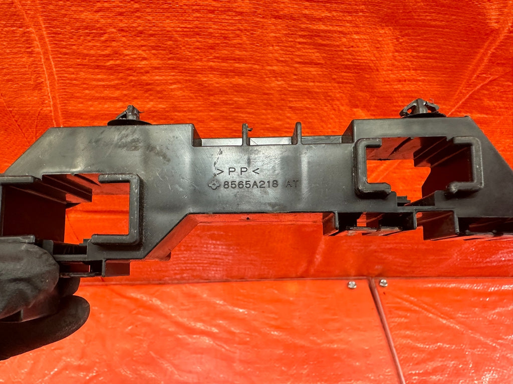 08 15 LANCER EVOLUTION X EVO 10   JUNCTION BLOCK CONNECTOR   OEM FACTORY #20611