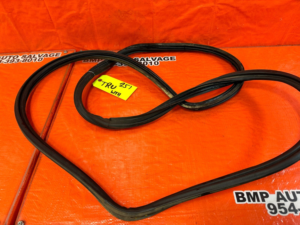 08 12 HONDA ACCORD SEDAN TRUNK WEATHER STRIP TRIM GASKET LINER LINING OEM #2513