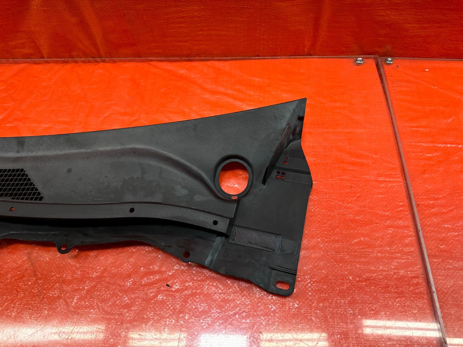 08 15 INFINITI G37 & Q60   2D COUPE   WIPER COWL TRIM   LEFT SIDE   OEM #1884