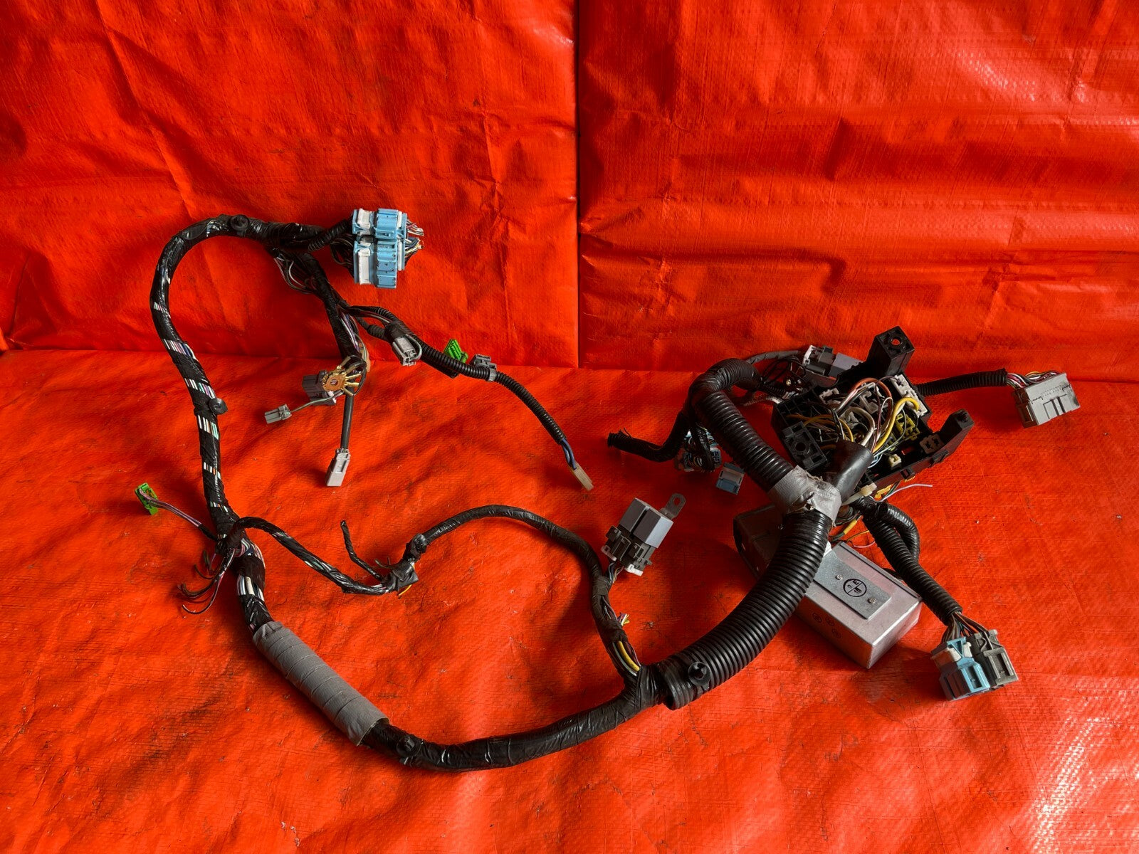 04 05 HONDA S2000 AP2 V1   DASHBOARD WIRING WIRE HARNESS  THER ARE CUTS  OEM0