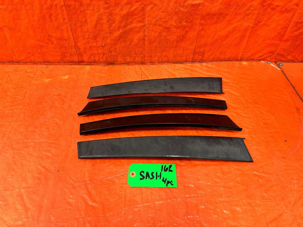 96 00 HONDA CIVIC   SEDAN   DOOR SASH SET   LEFT RIGHT FRONT REAR   OEM #162 OE0