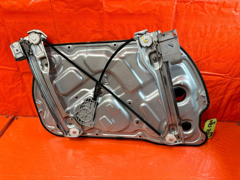 10 16 HYUNDAI GENESIS COUPE   PASSENGER RIGHT WINDOW REGULATOR W/ MOTOR OEM #2995