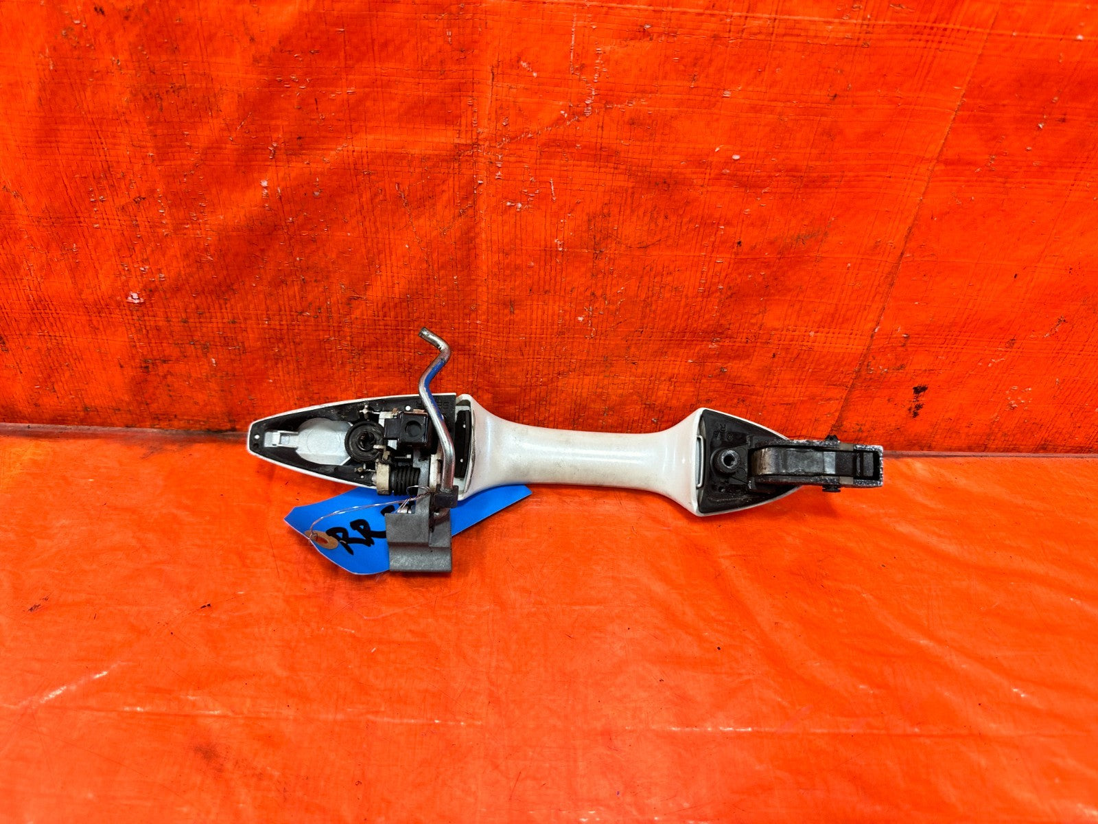 04 08 ACURA TSX   PASSENGER RIGHT REAR   EXTERIOR DOOR HANDLE WHITE OEM #3042