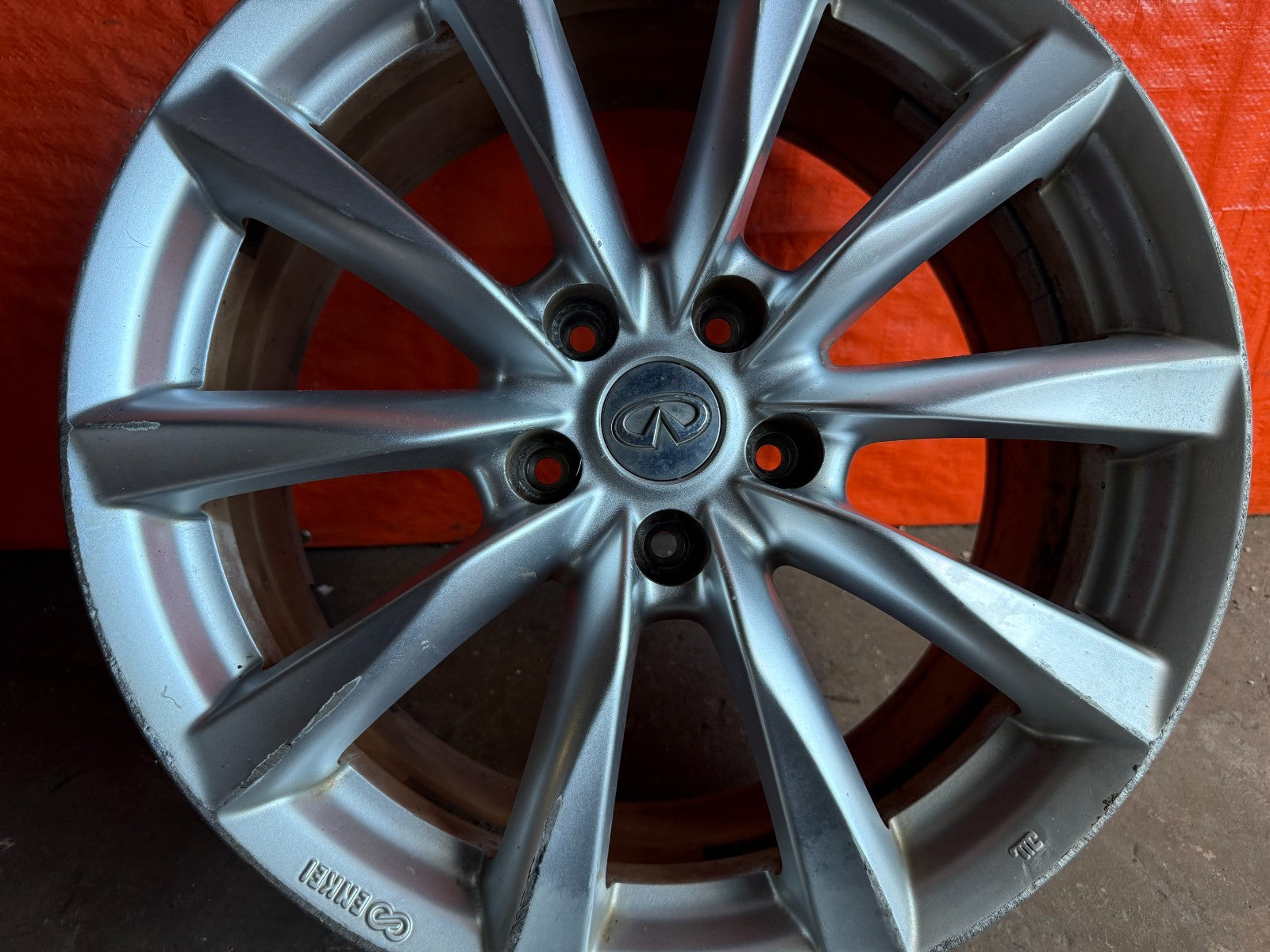 08 15 INFINITI G37 Q60   10 SPOKE   18 INCH   FRONT WHEEL RIM   OEM #310 27