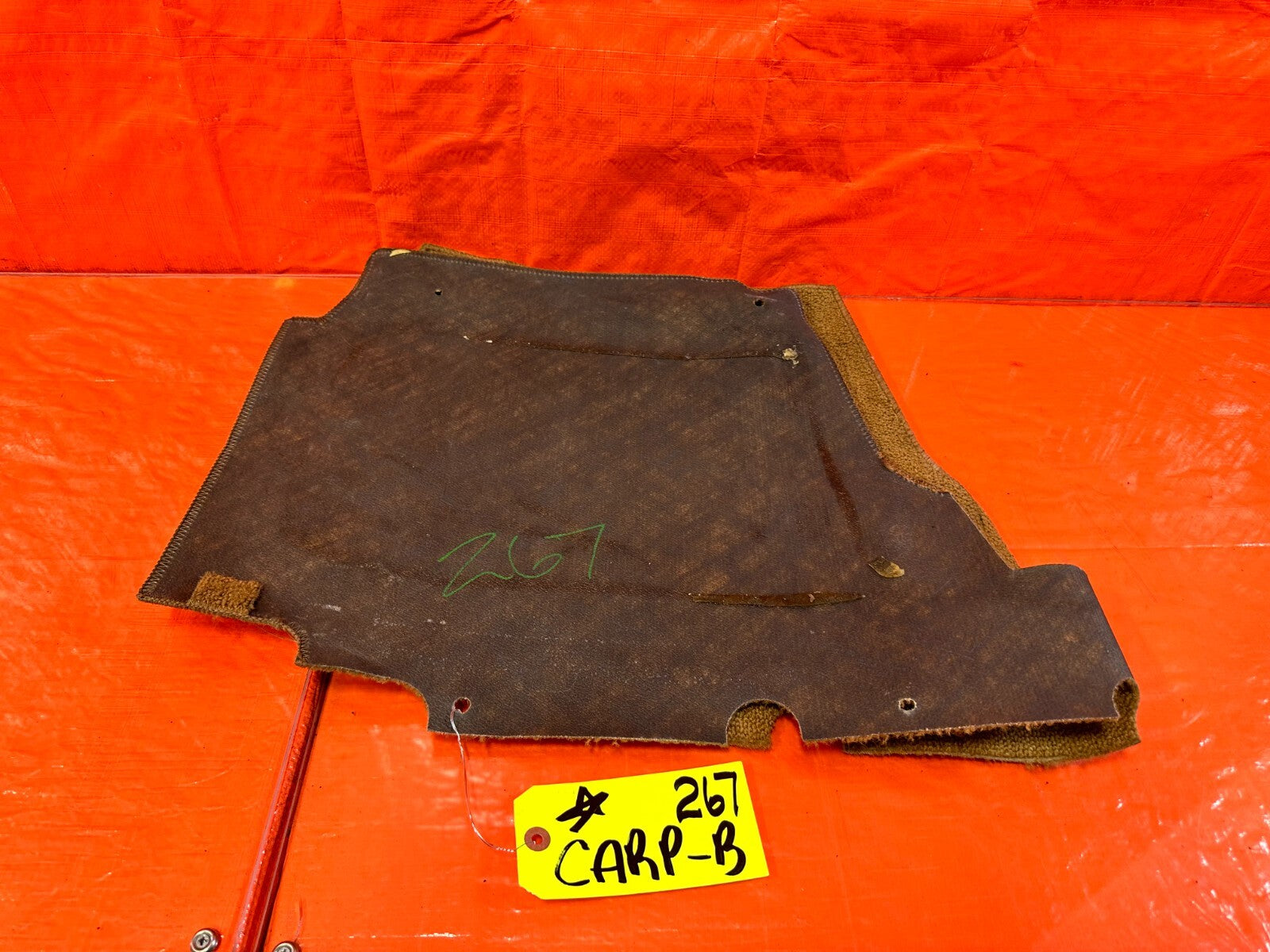 90 93 MAZDA MX 5 MIATA   REAR BULKHEAD PANEL CARPET   BROWN TAN COLOR   OEM 2679