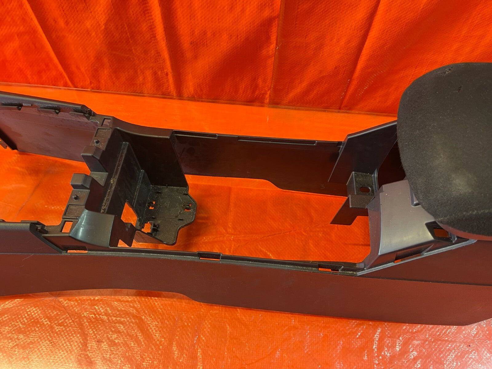 08 15 LANCER EVOLUTION X 10   ARM REST CENTER CONSOLE   SUEDE   OEM FACTORY #787