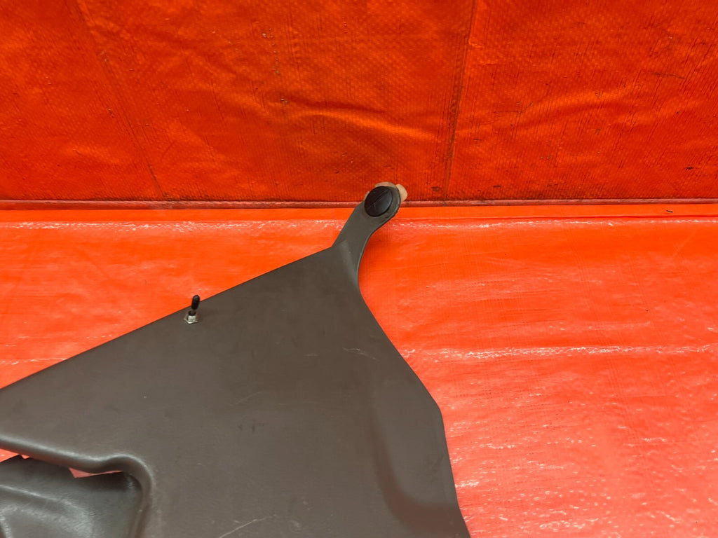 94 01 ACURA INTEGRA   KICK PANEL   PASSENGER RIGHT SIDE   TAN COLOR   OEM #1647
