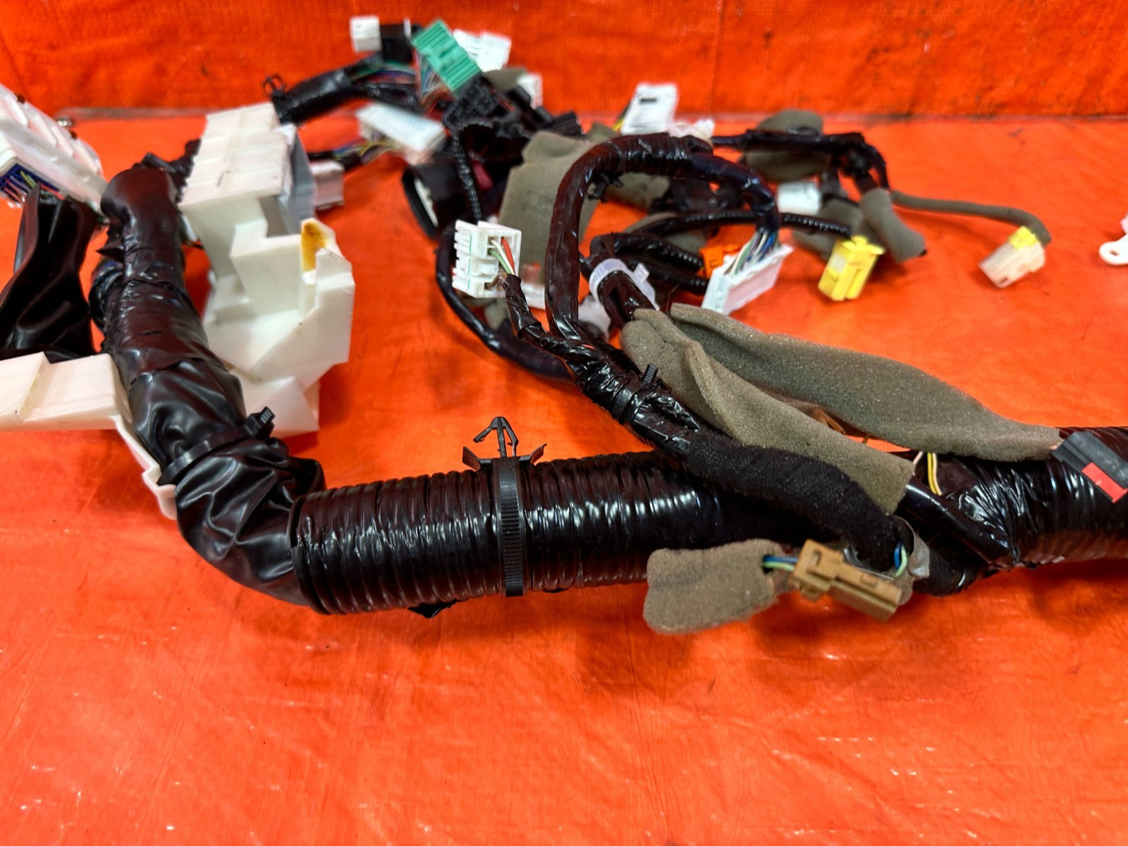 17 INFINITI Q50 RED SPORT 400 DASH BOARD CLUSTER WIRING HARNESS WIRE LOOM #2424