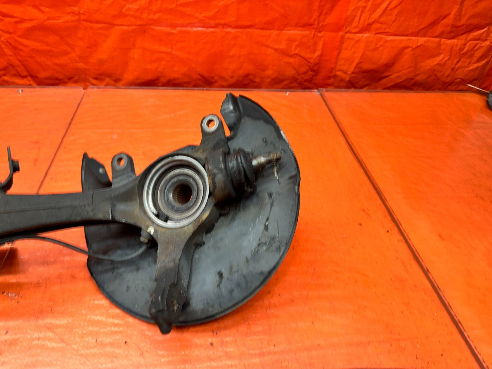 04-05 ACURA TSX 2.4L FRONT LEFT DRIVER SPINDLE KNUCKLE HUB OEM #33813
