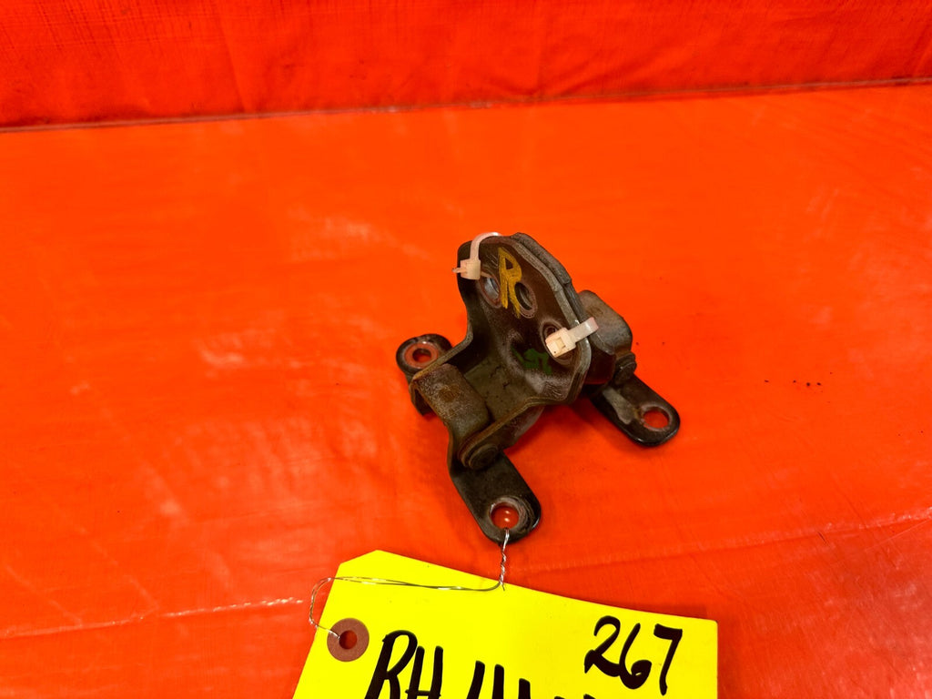 90 93 MAZDA MX 5 MIATA   PASSENGER RIGHT DOOR HINGE SET UPPER LOWER   OEM #2675