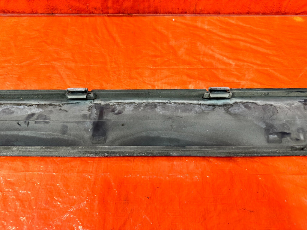88 89 HONDA CRX   LEFT   LOWER DOOR MOLDING TRIM INSERT LINER LINING OEM #27714