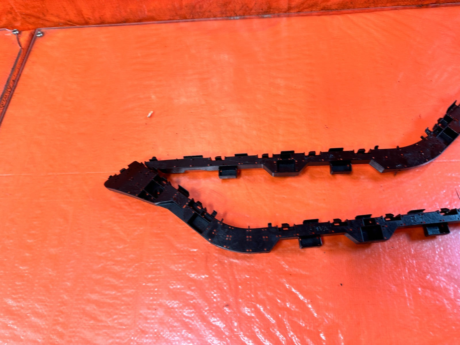18 22 HONDA ACCORD 1.5L   LEFT AND RIGHT REAR BUMPER CLIPS RETAINERS OEM #3249