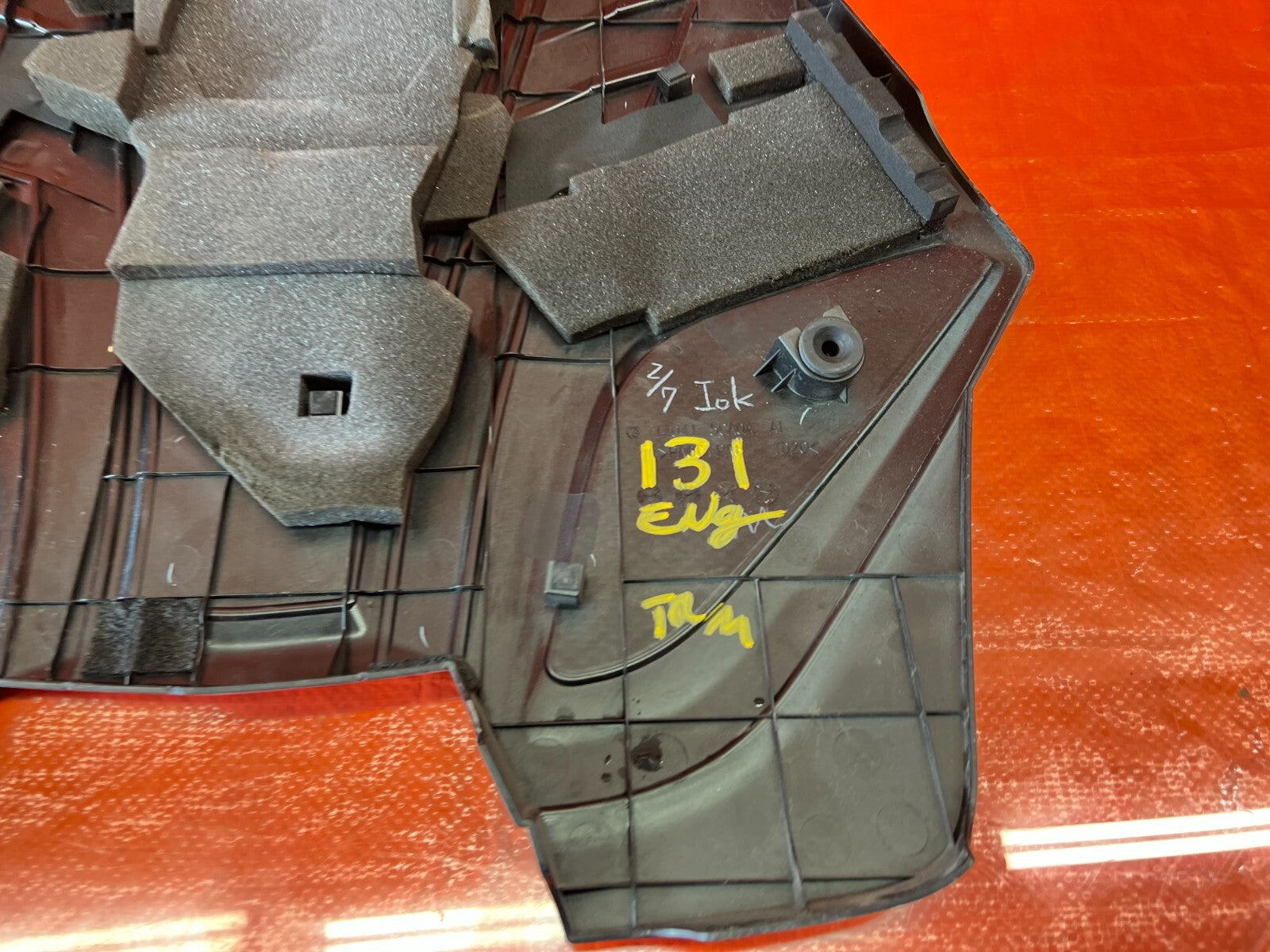 16 18 Q50 / 17 18 Q60   ENGINE MOTOR VALVE COVER PLASTIC TRIM SHROUD   OEM #1319