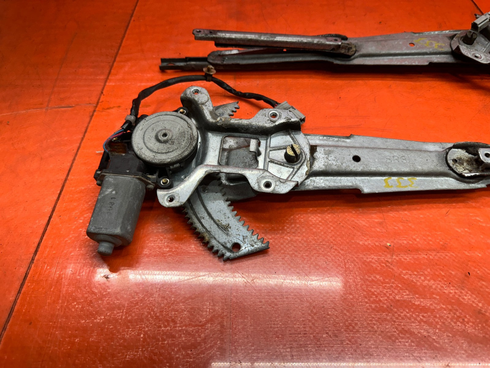 92 95 HONDA CIVIC 2D   POWER WINDOW REGULATORS MOTORS LEFT RIGHT   OEM #3337