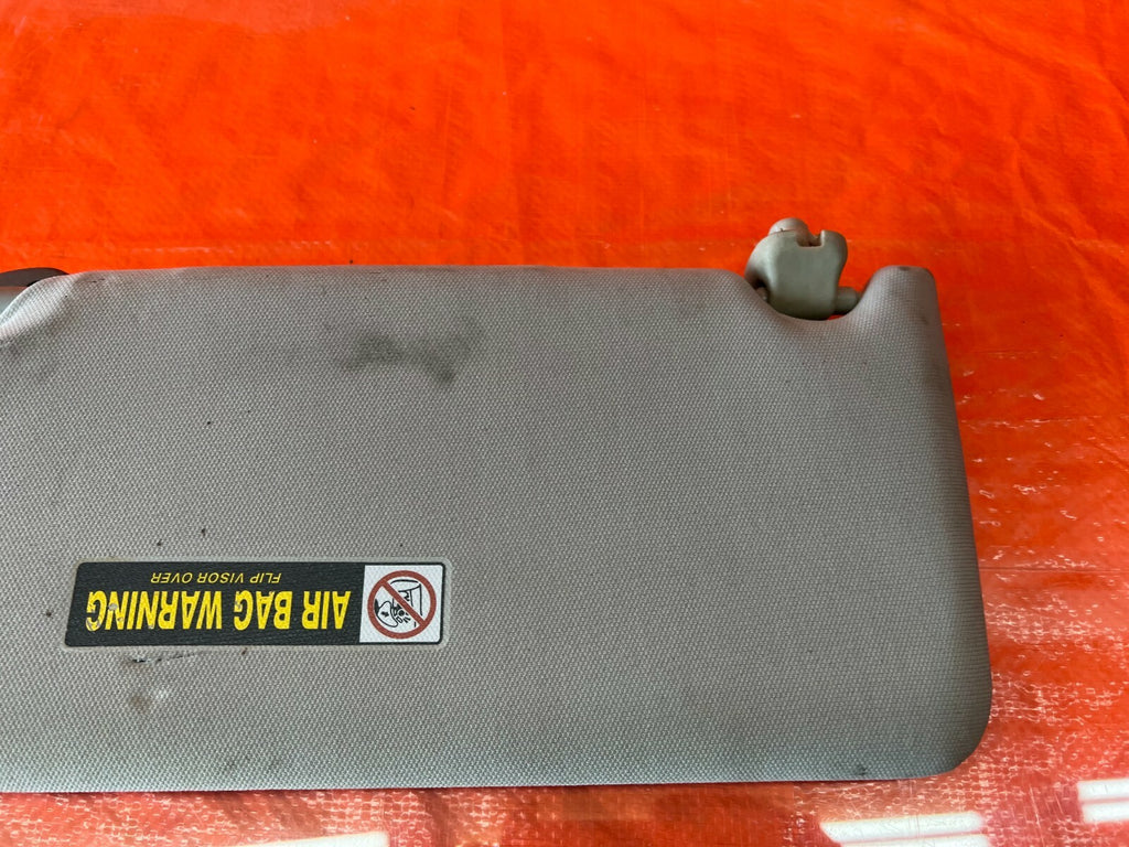 07 08 ACURA TL   SUN VISOR   PASSENGER RIGHT SIDE   GRAY COLOR   OEM FACTORY 1065