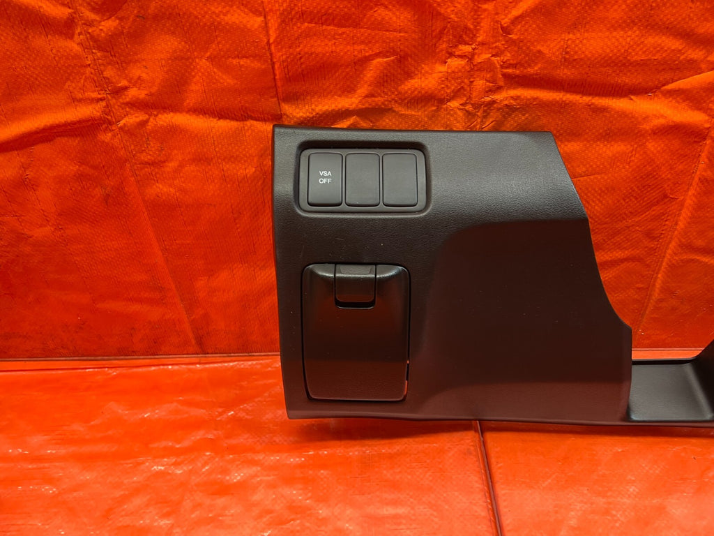 09 14 ACURA TSX   KNEE TRIM UNDER STEERING COLUMN LOWER COVER   BLACK   OEM #1686