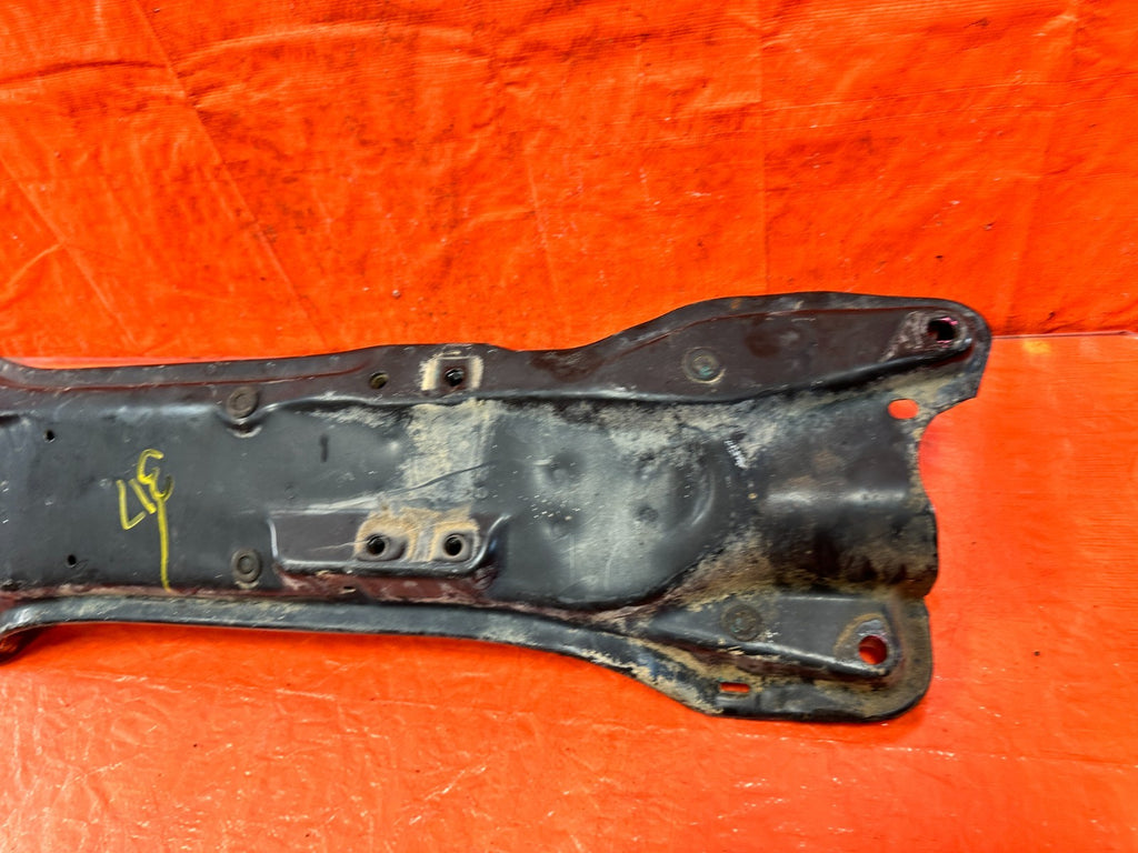 90 91 HONDA CIVIC HATCHBACK   SUBFRAME SUB FRAME CROSS MEMBER REAR PORTION   3172