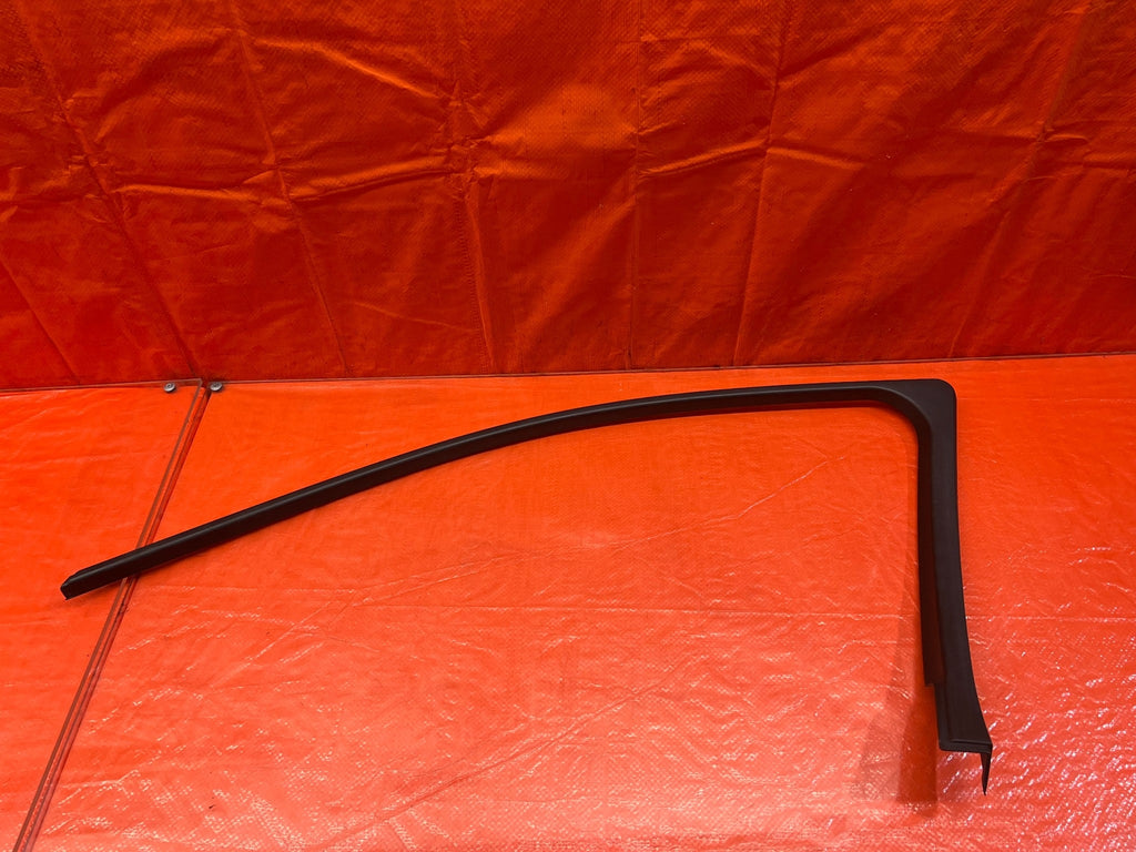 09 12 ACURA TSX   PASSENGER RIGHT FRONT   INTERIOR DOOR WINDOW TRIM   OEM #1680